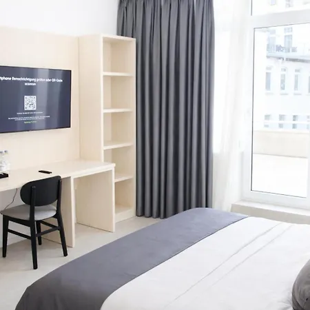 Niko Am Hbf Hannover