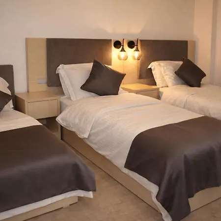 Hotel Niko Am Hbf 3*